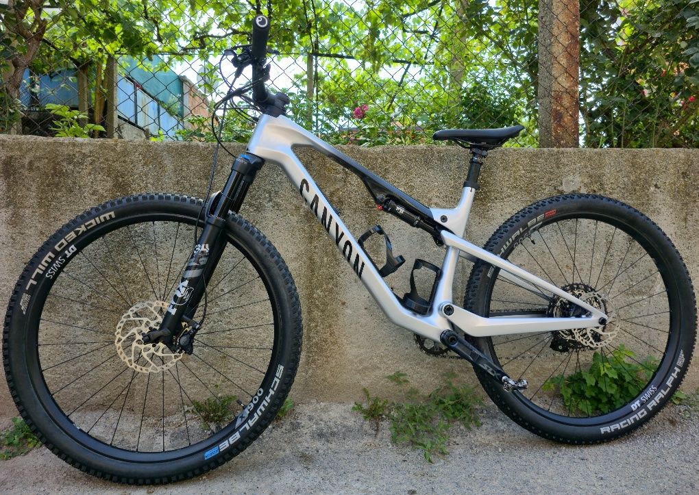 Карбонов Canyon Lux CF 8 29 цола 2024 L размер 1x12 SLX