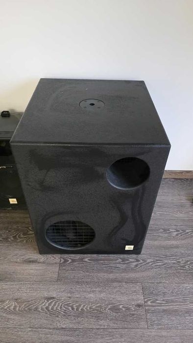 Озвучителна техника, активни и пасивни тонколони , усилвател, стойки