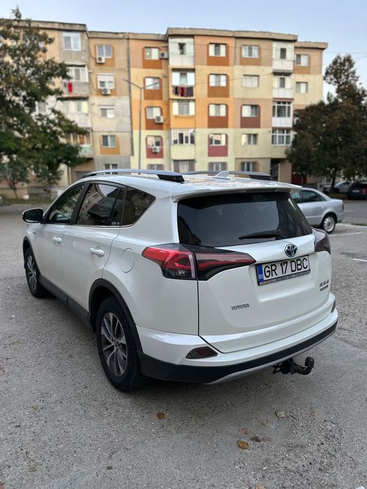 Toyota RAV4 2.5 Hybrid 4X4- 155 CP