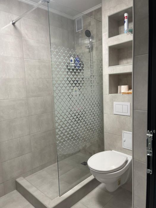 Apartament mondern (+garaj) - 3 camere decomandate, etajul 6/8