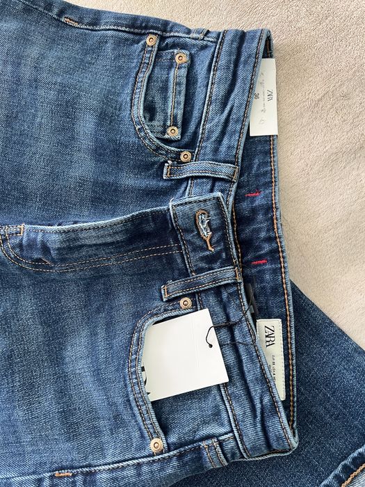 Дънки ЗАРА с етикет