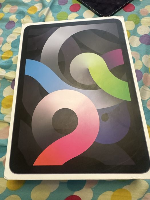 Ipad air 4th generation 2020 64gb wifi +cellular