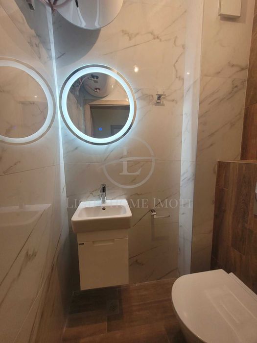 Продава се Четиристаен апартамент в Пловдив, Христо Смирненски - 109 кв.м за 1424 €/кв.м - Снимка #8