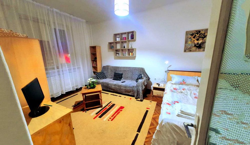 Garsoniera in Regim Hotelier fix in Inima Orasului !!!