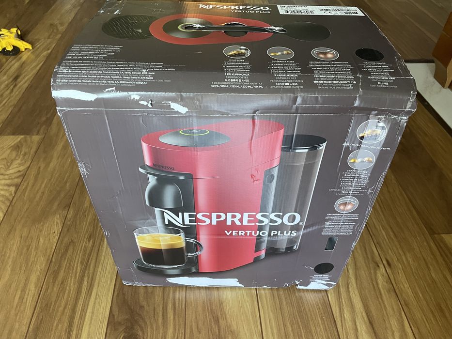 Nespresso Vertuo Plus кафемашина