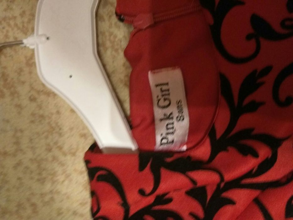 Детска рокля с дантела