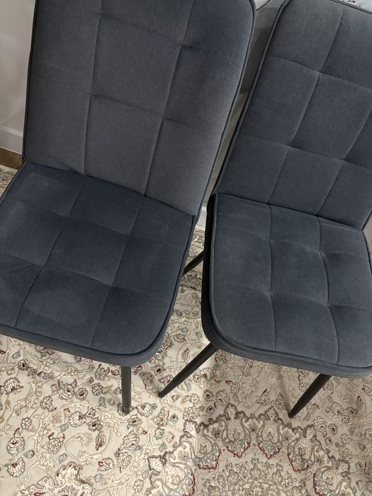 Продается два стульчика