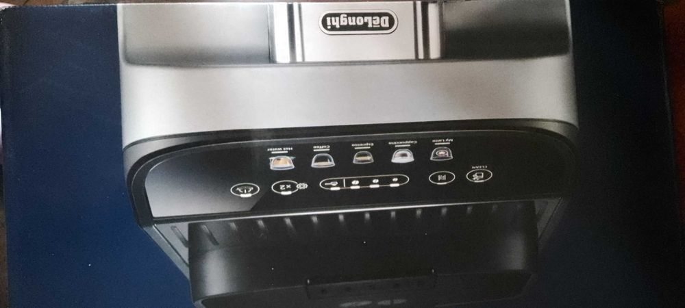 Delonghi Magnifica Evo кафемашина неразопакована, неизползвана