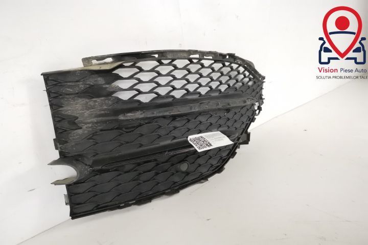 Grila Proiector Laterala Dreapta Originala In Stare Buna Cu Senzor Mer