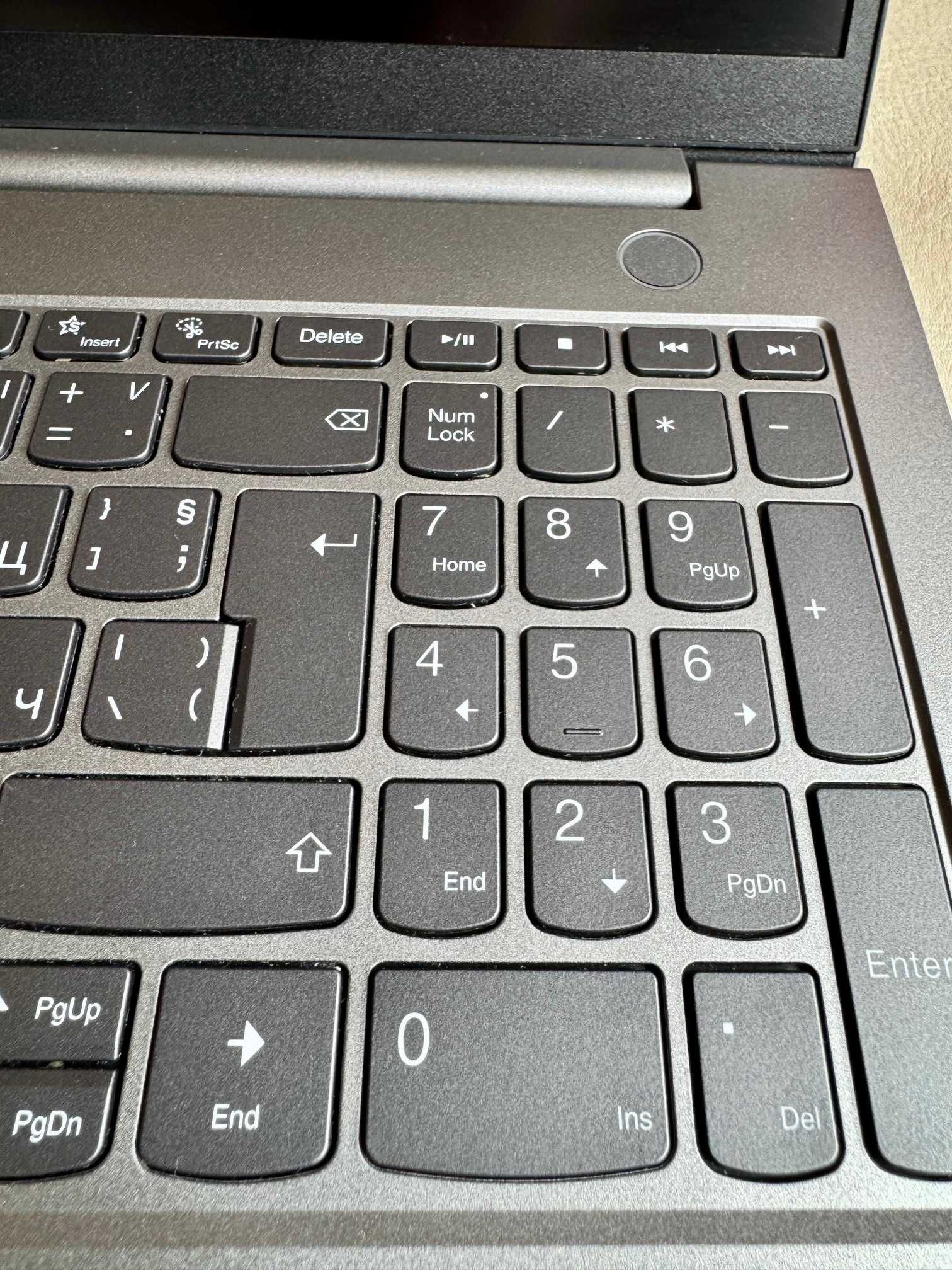 Lenovo ThinkBook 15 G4 / i7 11th Gen / 40GB RAM / 1 TB SSD