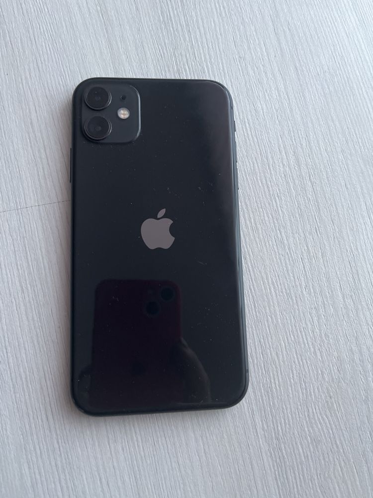 Продам IPhone  11 128 гб