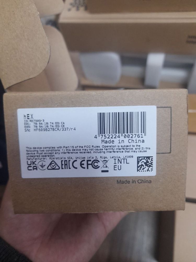 Маршрутизатор Mikrotik hEX RB750Gr3