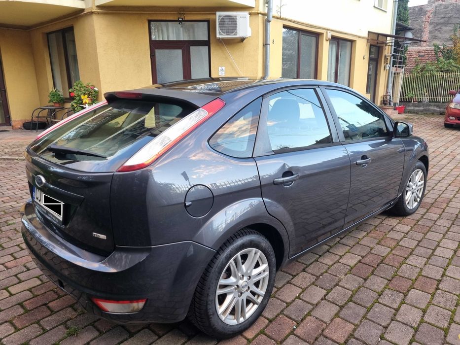 Ford Focus 2011 -Dotari Titanium -Revizii la Zi - 109CP - 1.6 TDCi