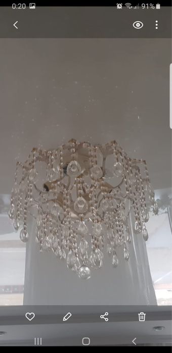Продам люстру