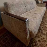 Продается комплект диван и два кресла