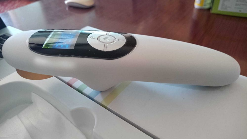 Aparat terapie laser profesional NOU
