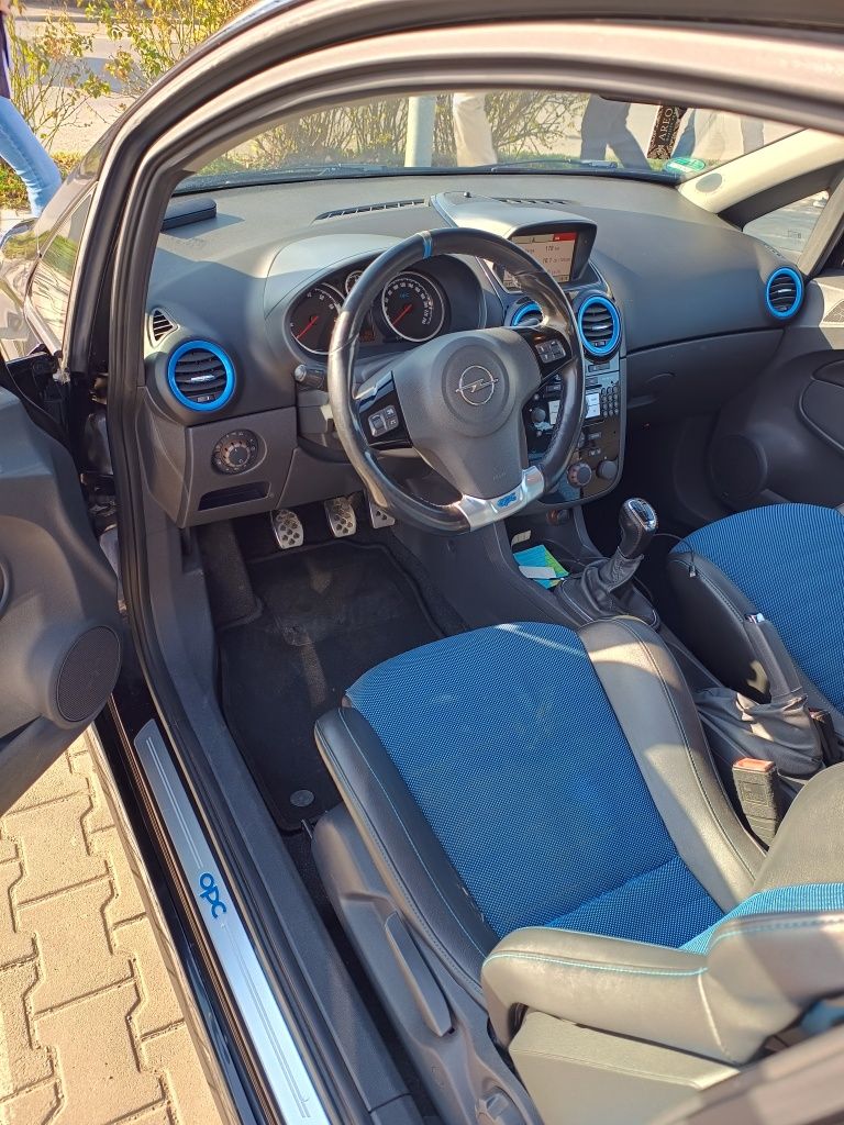 Opel corsa Opc 1.6 192CP