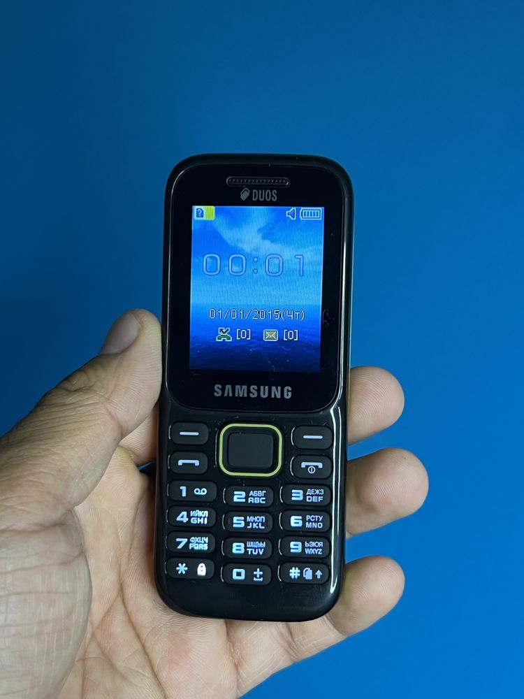 Продам Мобильный Телефон  Samsung SM-B310E черный