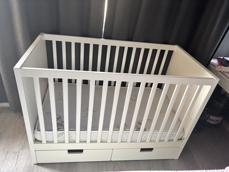 Бебешка кошара, креватче от ИКЕА, STUVA  60/120 + матрак и обиколници