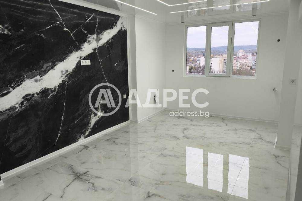 Апартамент след основен ремонт в централната част на града!