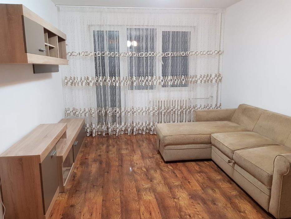 Inchiriez apartament 2 camere mobilat, utilat