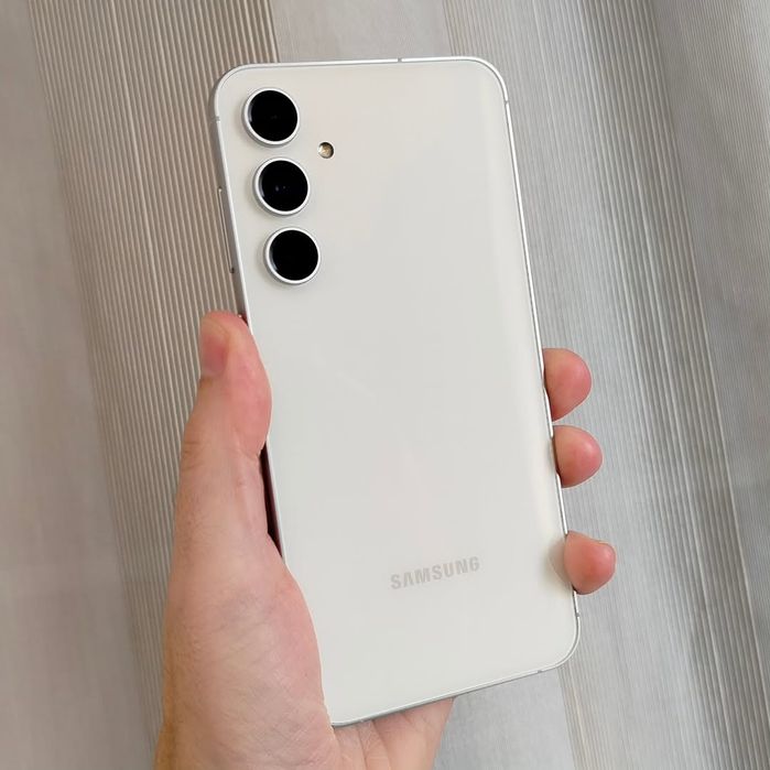 Samsung galaxy s23 Fe 8/256