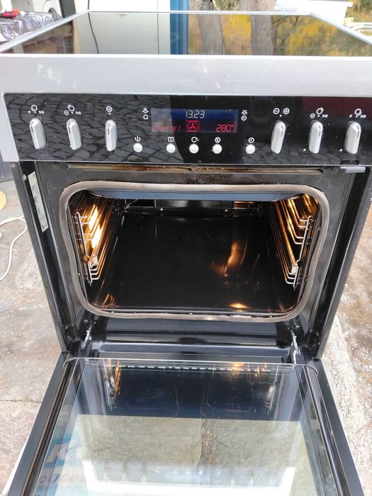 Електрическа печка индукция VOSS EKEKTROLUX