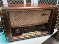 Vintage Radio functional pe lampi Loewe Opta Apollo 1761W