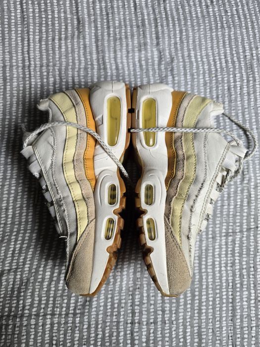 Nike Airmax 95 Coconut Milk / EUR 36 (22.5cm)