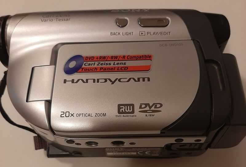 Camera video Sony HandyCam DCR-DVD105E Carl Zeiss  NOUA!