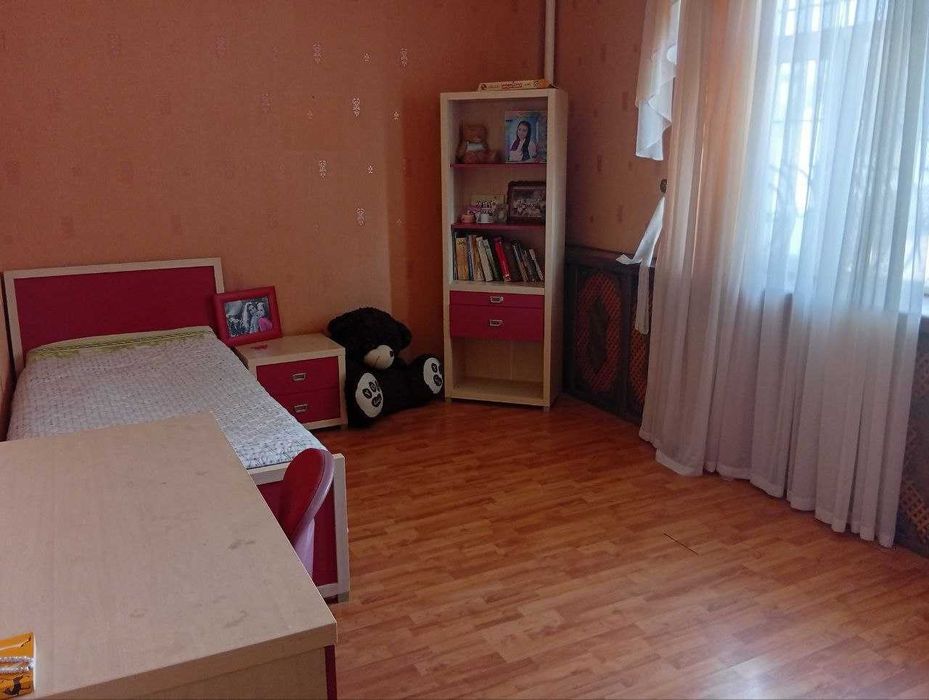 Продается 2этажный дом 5.3 соток Мирабадский рн