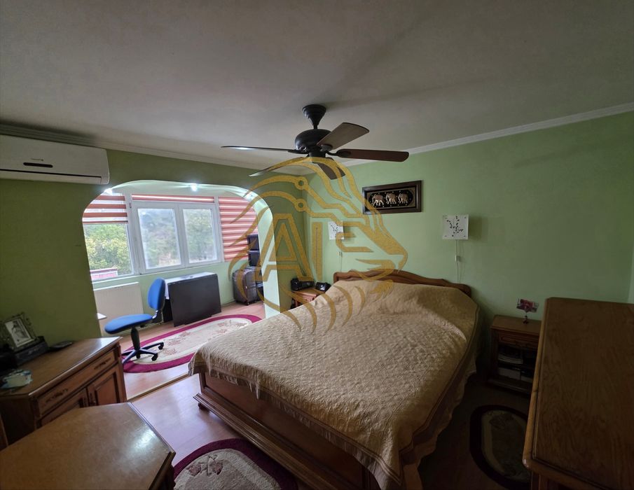 Apartament ultracentral 3 camere Campulung