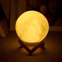 Светильник Лампа в виде Луны , питание от батареек, с подставкой