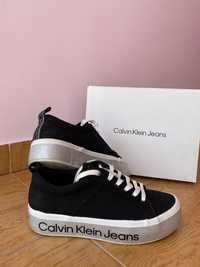 Tenisi Calvin Klein