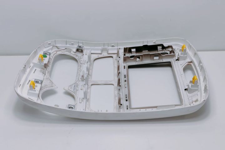 Ornament consola Trim centrala bord 682602671R Renault Clio a 4-a gen