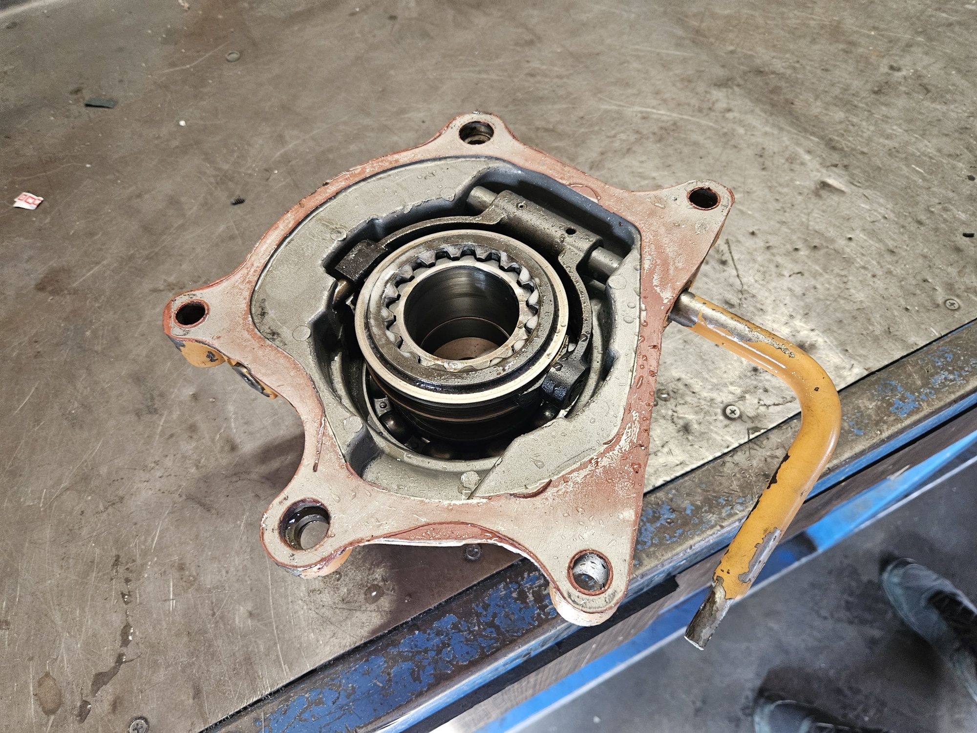 Planetara punte spate Buldoexcavator Case 580 SK