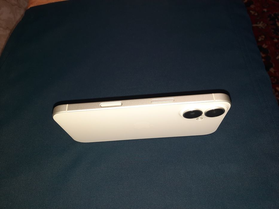 iPhone 16  128GB 99%