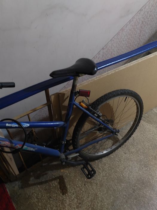 Bicicleta bună cu pedale