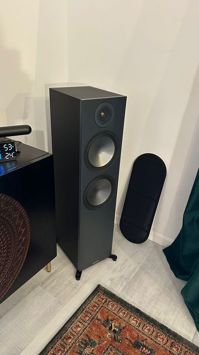 Boxe Monitor Audio BRONZE 500 k noi 200W-8 Ohmi in cutii, plase magnet