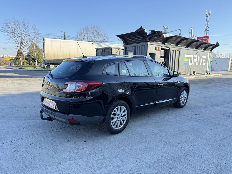 Renault Megane Bose 2013 , 1.5 dci , Carte Service ,Raport Nap !!