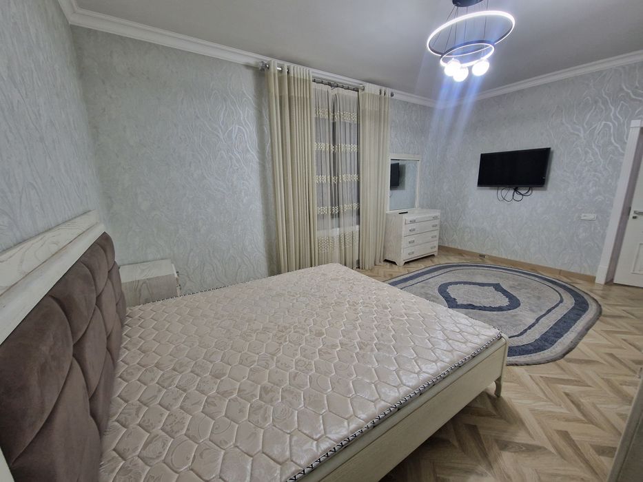 Ховли уй ижарага берилади!Ориентир Центир Стоматология, 3 хона. 150 кд