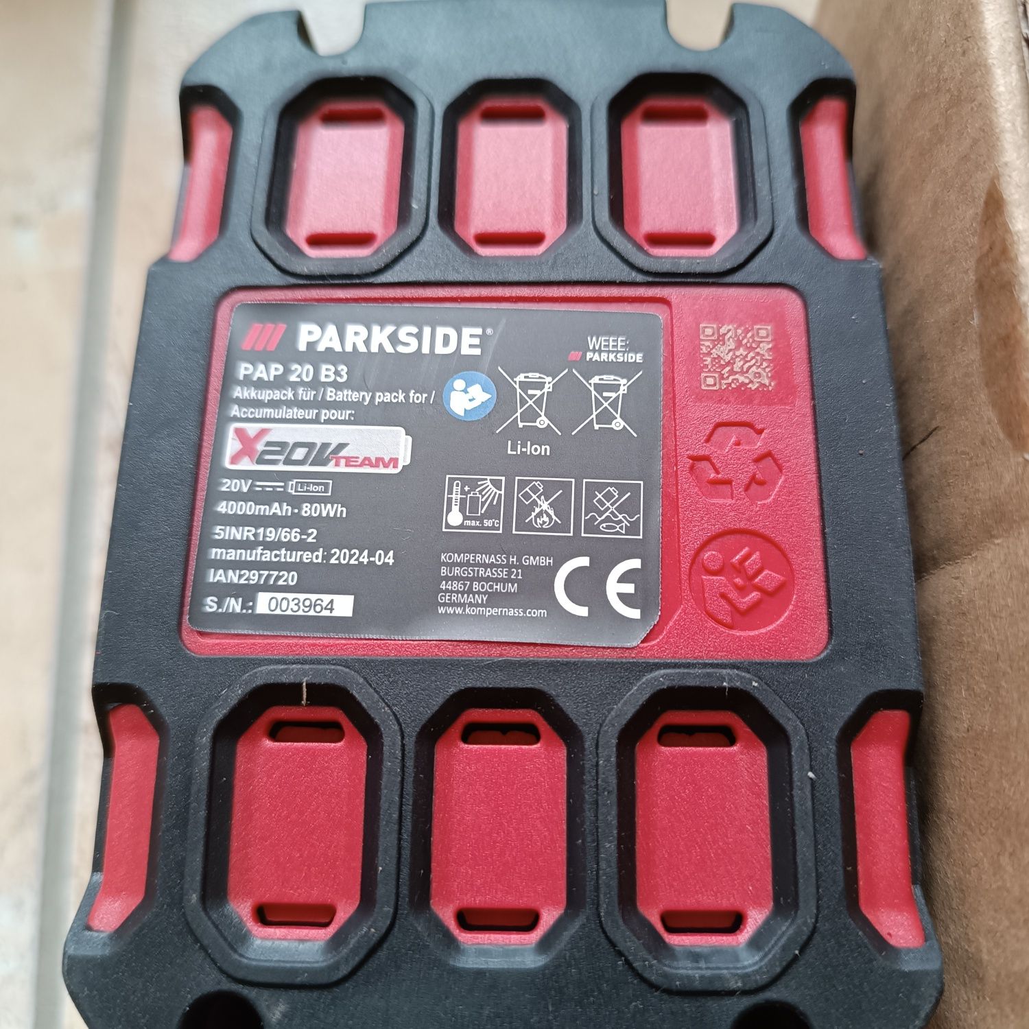 Акумулаторна батерия и зарядно Parkside/Парксайд 20 V- 2 и 4Ah