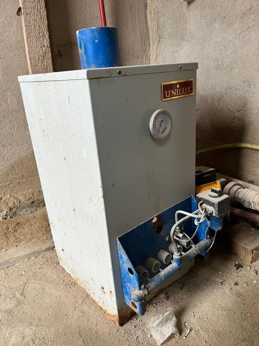 Продам котёл срочно