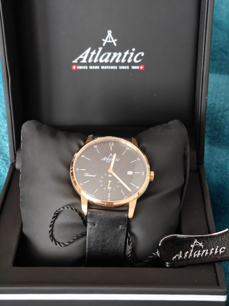 Atlantic Seatrend Small Second,quartz,42 mm,curea piele,cristal safir!