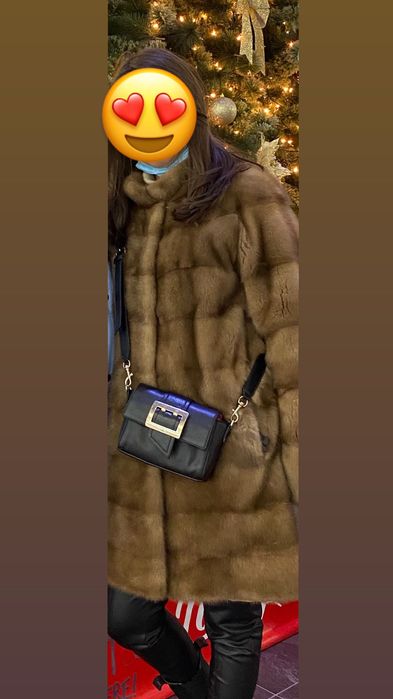 Продам норковую шубу