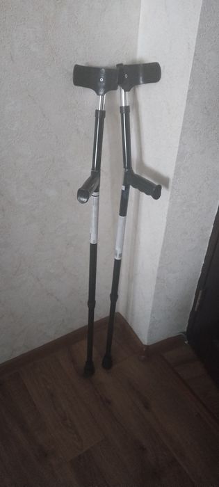 Локтевой костыль