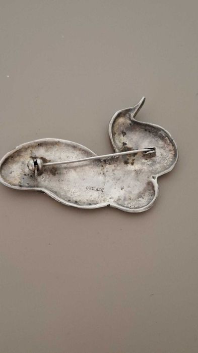 Brosa marca Elisabeth Riveiro Paris