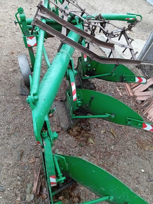 De vanzare utilaje agricole dupa tractor u 650