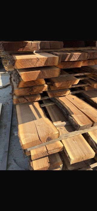 Cherestea de Nuc Negru American