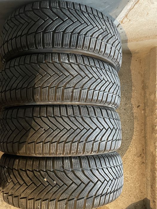 215/55/17 4 броя зимни гуми Michelin !